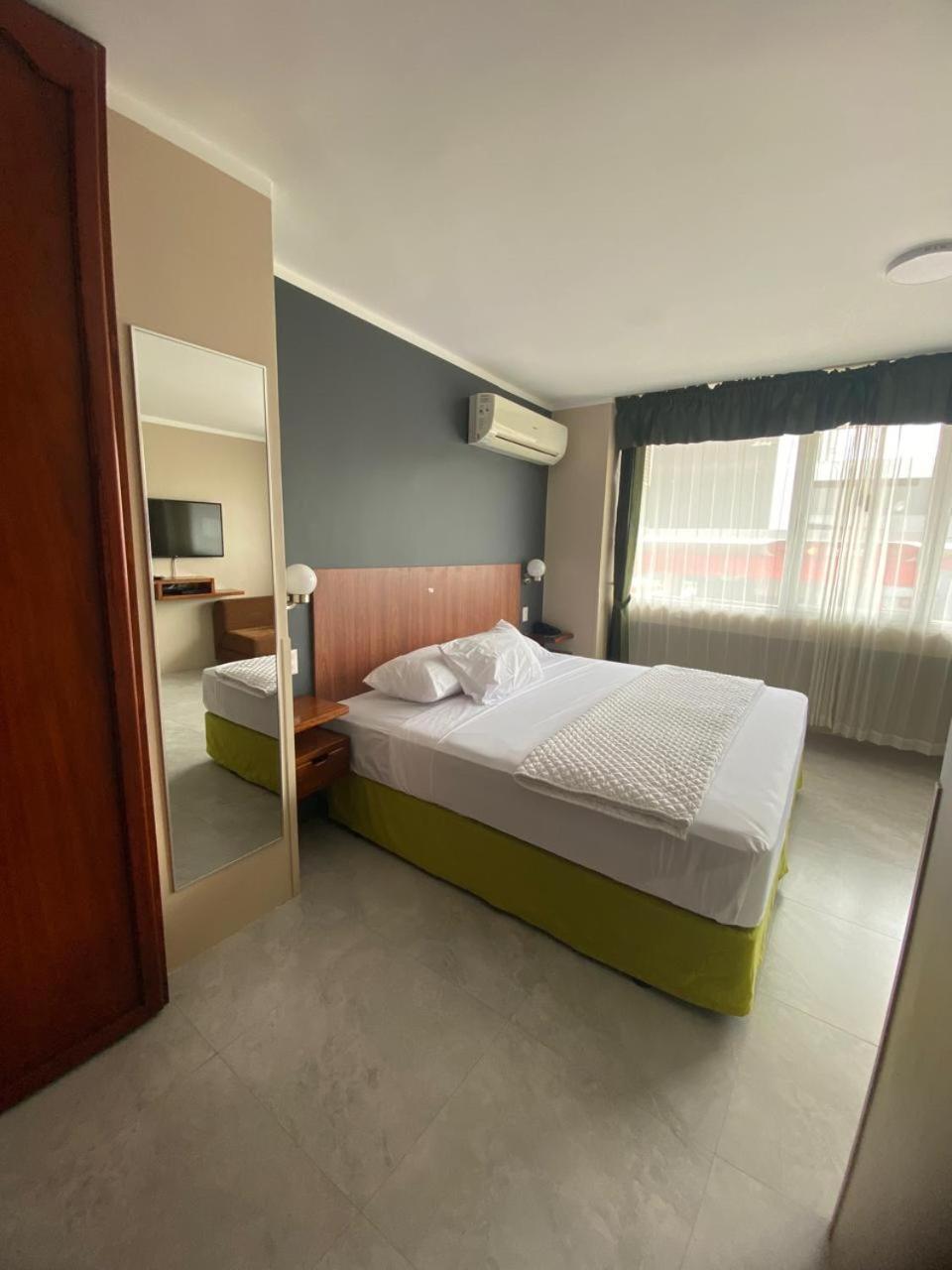 Grand Hotel Americano Machala Exterior photo