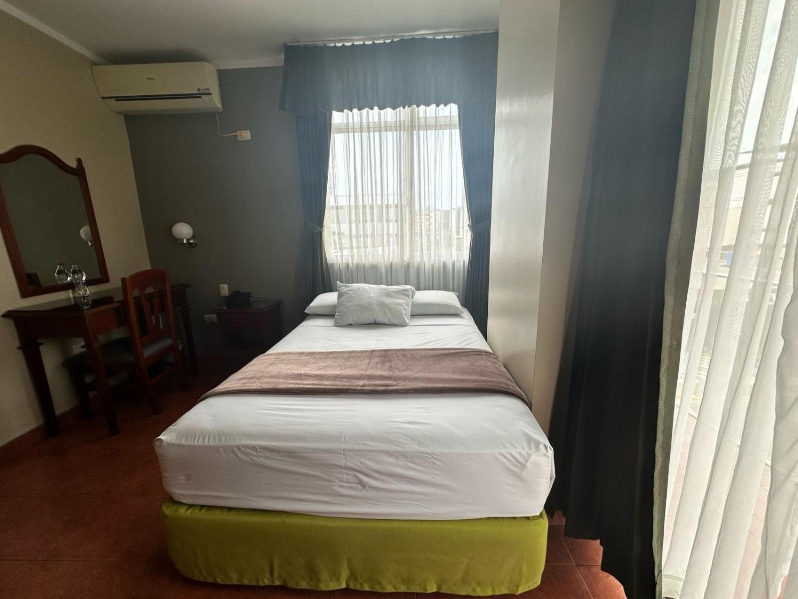 Grand Hotel Americano Machala Room photo