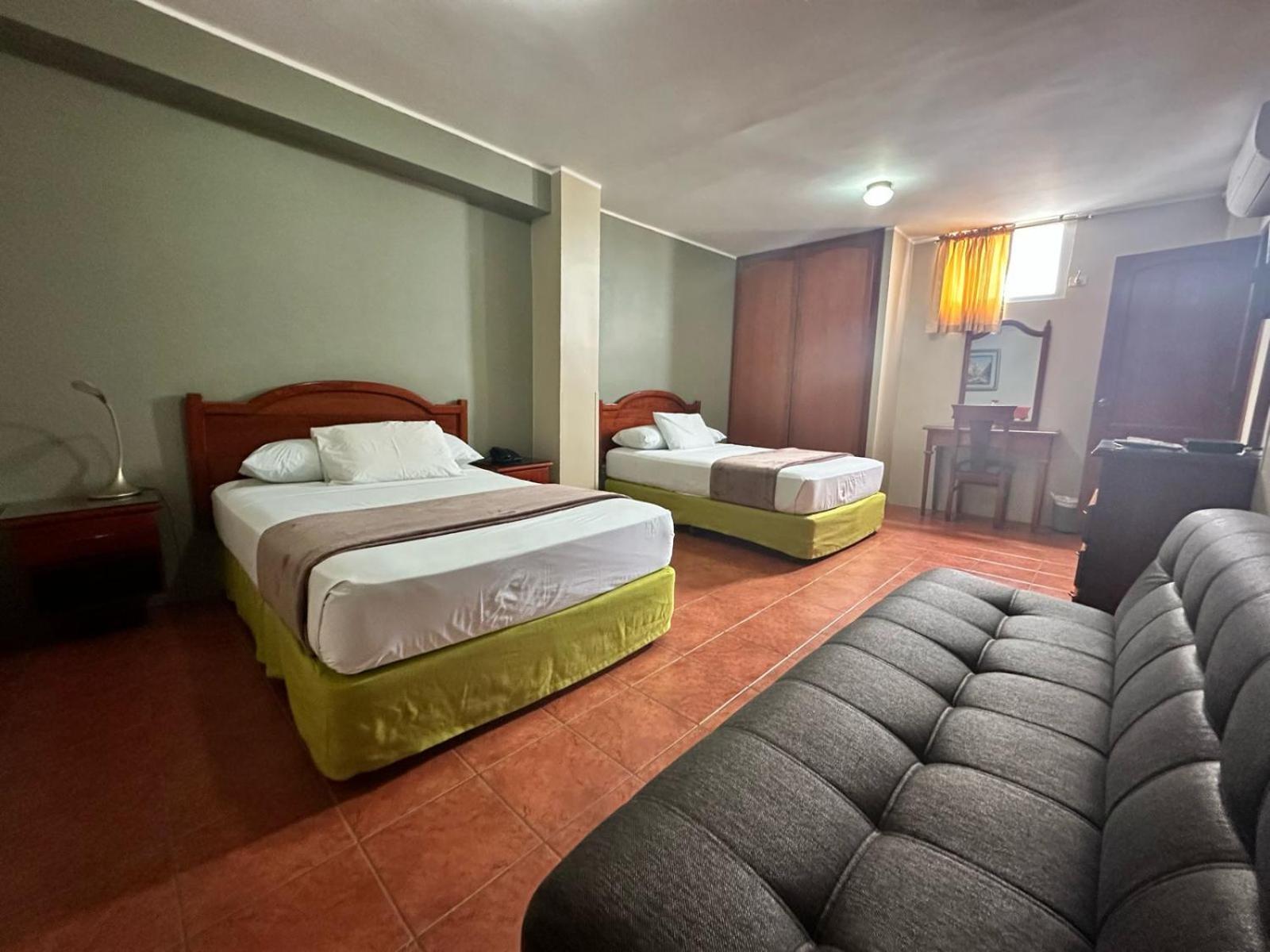 Grand Hotel Americano Machala Exterior photo